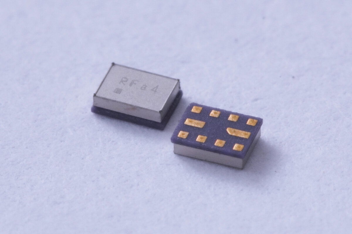 GNSS Front-End-Module et filtres Notch