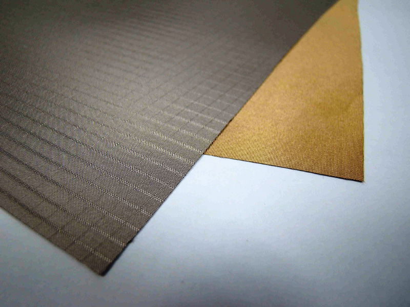 Metallised conductive fabric and fleece